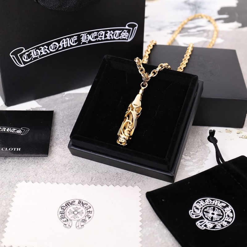 Ch**me He**ts necklaces